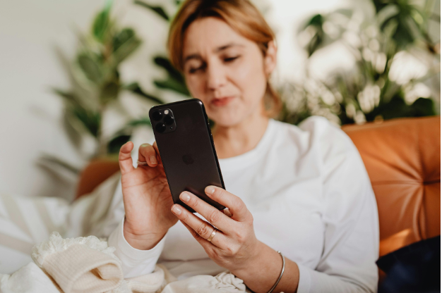 Pagar tus deudas a tiempo es una de las mejores estrategias para generar historial crediticio.