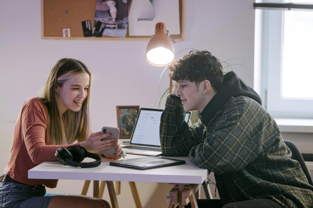 Los préstamos al instante de Mins son cómodos, seguros y a tu medida.