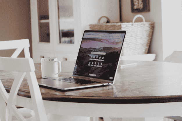Con los préstamos digitales de Mins podés comprar tu MacBook en cuotas fijas y sin salir de casa.